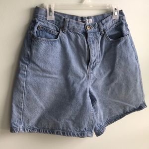 Liz Claiborne Classic Fit Vintage Shorts, size 10